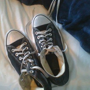 Black Converse size 9/7